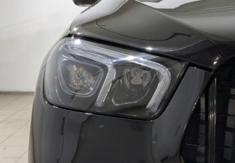 Подержанный автомобиль Mercedes-Benz GLE 2022 года (11 фото)