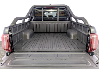 Подержанный автомобиль JAC T9 2024 года (10 фото)