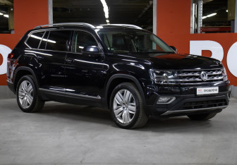 Подержанный автомобиль Volkswagen Teramont 2019 года (3 фото)