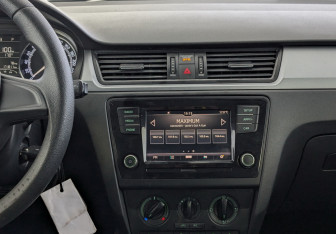 Подержанный автомобиль Skoda Rapid Liftback 2019 года (15 фото)