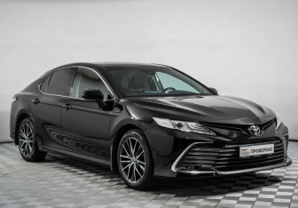 Подержанный автомобиль Toyota Camry Sedan 2021 года (3 фото)