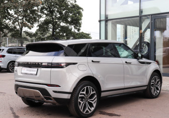 Подержанный автомобиль Land Rover Range Rover Evoque 2024 года (4 фото)