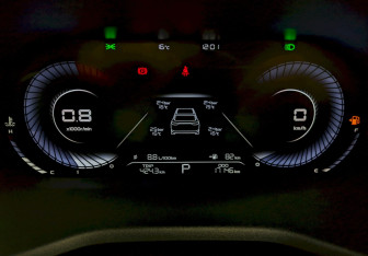 Подержанный автомобиль Geely Emgrand 2024 года (27 фото)