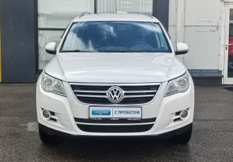 Подержанный автомобиль Volkswagen Tiguan 2009 года (2 фото)