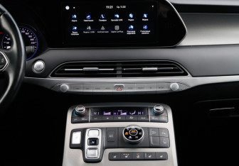 Подержанный автомобиль Hyundai Palisade 2022 года (14 фото)