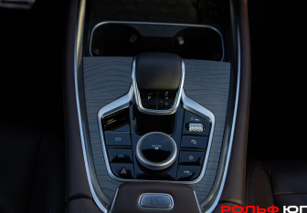 Подержанный автомобиль Chery Tiggo 8 Pro Max 2023 года (21 фото)