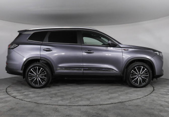 Подержанный автомобиль Chery Tiggo 8 Pro Max 2022 года (4 фото)