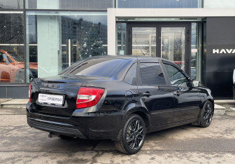 Подержанный автомобиль LADA (ВАЗ) Granta Sedan 2023 года (5 фото)