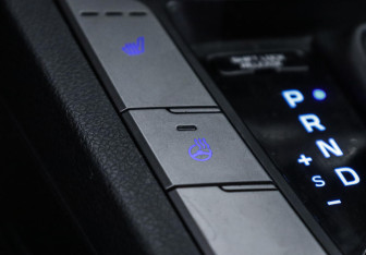 Подержанный автомобиль Hyundai Elantra Sedan 2019 года (12 фото)