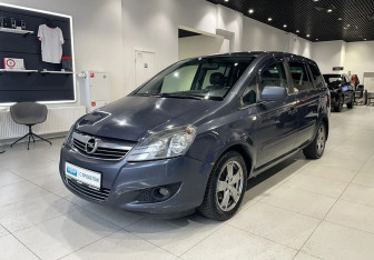Подержанный автомобиль Opel Zafira Compactvan 2011 года (1 фото)