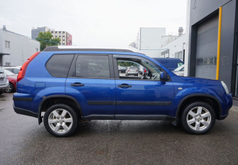 Подержанный автомобиль Nissan X-Trail 2008 года (4 фото)