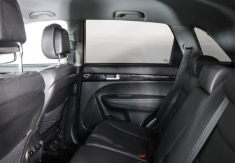 Подержанный автомобиль Kia Sorento 2014 года (12 фото)