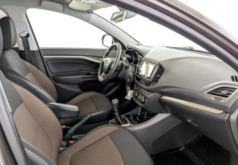 Подержанный автомобиль LADA (ВАЗ) Vesta Sedan 2016 года (11 фото)