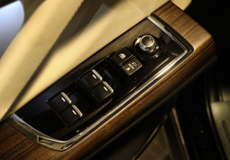 Подержанный автомобиль Mazda CX-9 2021 года (18 фото)