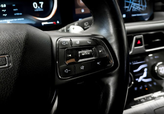 Подержанный автомобиль Exeed TXL 2022 года (28 фото)