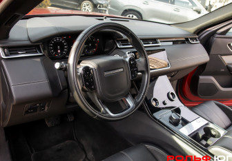 Подержанный автомобиль Land Rover Range Rover Velar 2019 года (19 фото)