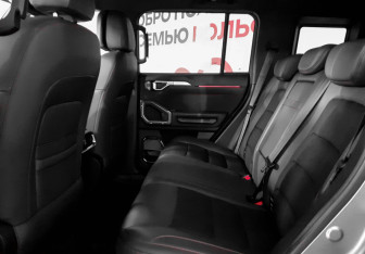 Подержанный автомобиль Jetour T2 2024 года (10 фото)