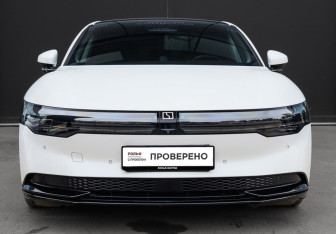 Подержанный автомобиль Zeekr 007 2024 года (2 фото)