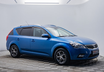 Подержанный автомобиль Kia Ceed Wagon 2010 года (7 фото)