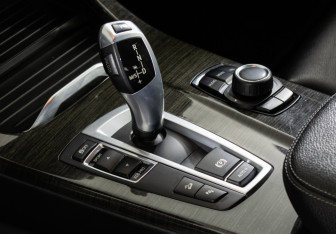 Подержанный автомобиль BMW X3 2014 года (16 фото)