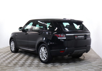 Подержанный автомобиль Land Rover Range Rover Sport 2013 года (7 фото)