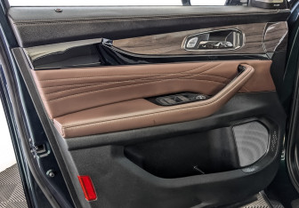 Подержанный автомобиль Exeed VX 2023 года (19 фото)