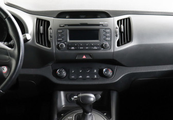 Подержанный автомобиль Kia Sportage 2013 года (9 фото)