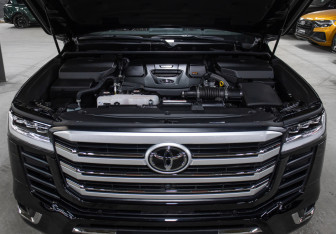 Новый Toyota Land Cruiser Suv 2022 (9 фото)