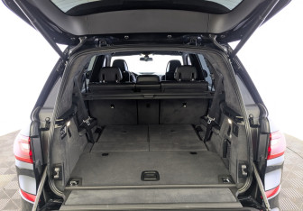 Подержанный автомобиль BMW X7 2019 года (9 фото)