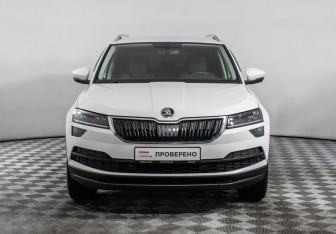 Подержанный автомобиль Skoda Karoq 2020 года (2 фото)