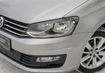Подержанный автомобиль Volkswagen Polo Sedan 2020 года (17 фото)