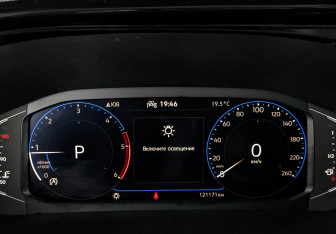 Подержанный автомобиль Volkswagen Multivan 2020 года (16 фото)