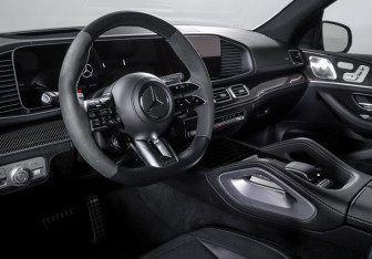 Подержанный автомобиль Mercedes-Benz GLE AMG 2024 года (14 фото)