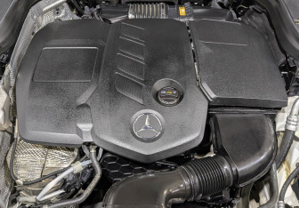 Подержанный автомобиль Mercedes-Benz GLC Coupe 2019 года (9 фото)