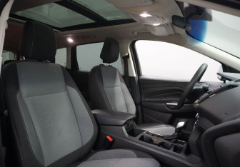 Подержанный автомобиль Ford Escape 2018 года (13 фото)