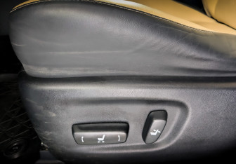 Подержанный автомобиль Lexus NX 2019 года (21 фото)