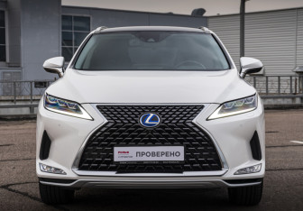 Подержанный автомобиль Lexus RX 2020 года (2 фото)