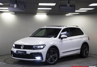 Подержанный автомобиль Volkswagen Tiguan 2018 года (27 фото)