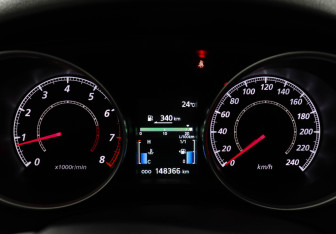 Подержанный автомобиль Mitsubishi ASX 2014 года (11 фото)