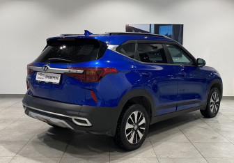 Подержанный автомобиль Kia Seltos 2020 года (5 фото)