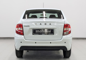 Подержанный автомобиль LADA (ВАЗ) Granta Sedan 2023 года (6 фото)