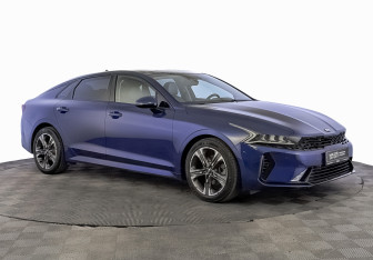 Подержанный автомобиль Kia K5 2020 года (3 фото)