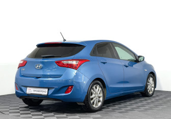 Подержанный автомобиль Hyundai i30 Hatchback 2013 года (5 фото)