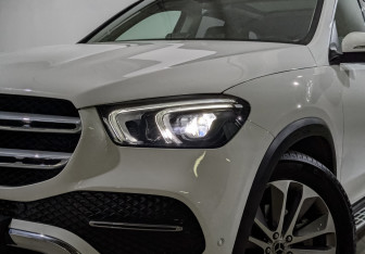 Подержанный автомобиль Mercedes-Benz GLE 2021 года (26 фото)