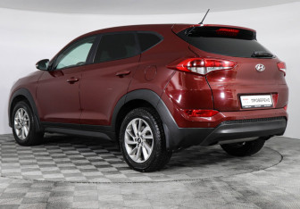 Подержанный автомобиль Hyundai Tucson 2016 года (7 фото)