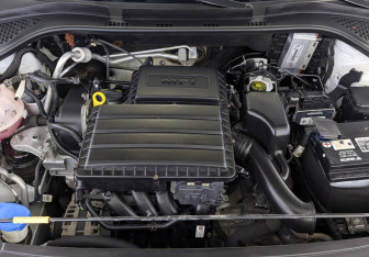 Подержанный автомобиль Skoda Rapid Liftback 2022 года (9 фото)