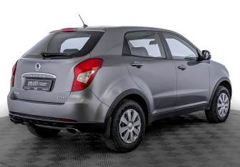 Подержанный автомобиль SsangYong Actyon 2014 года (5 фото)