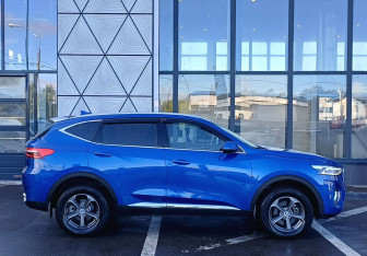 Подержанный автомобиль Haval F7 2021 года (4 фото)