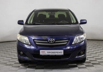 Подержанный автомобиль Toyota Corolla Sedan 2008 года (2 фото)