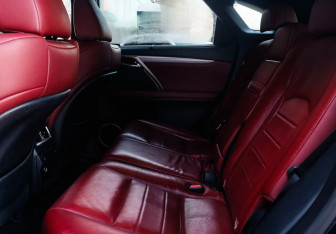 Подержанный автомобиль Lexus RX 2016 года (10 фото)